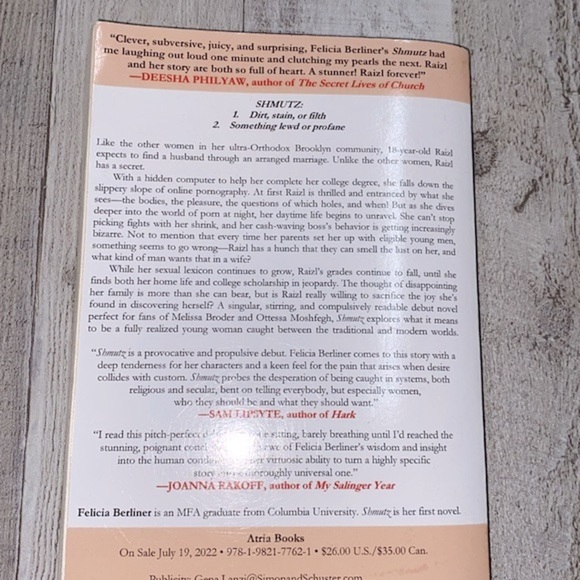 Shmutz a novel - Picture 4 of 5